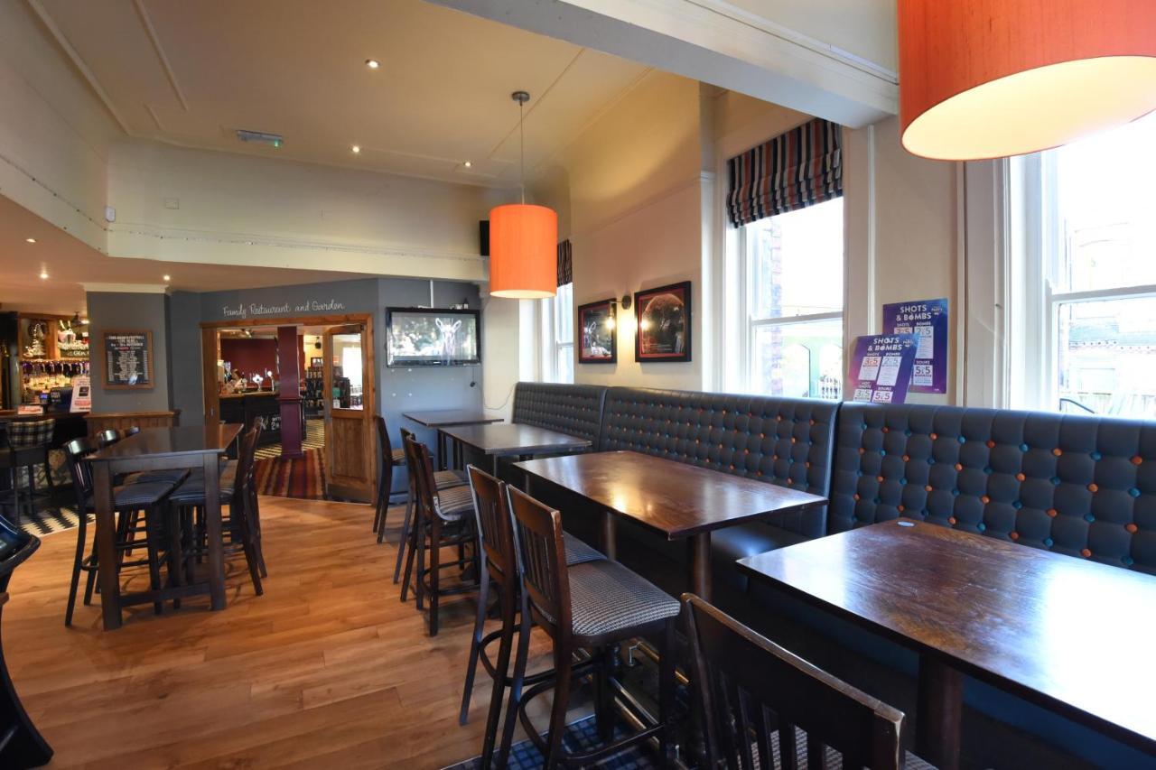 Oaklands By Greene King Inns Chester Esterno foto